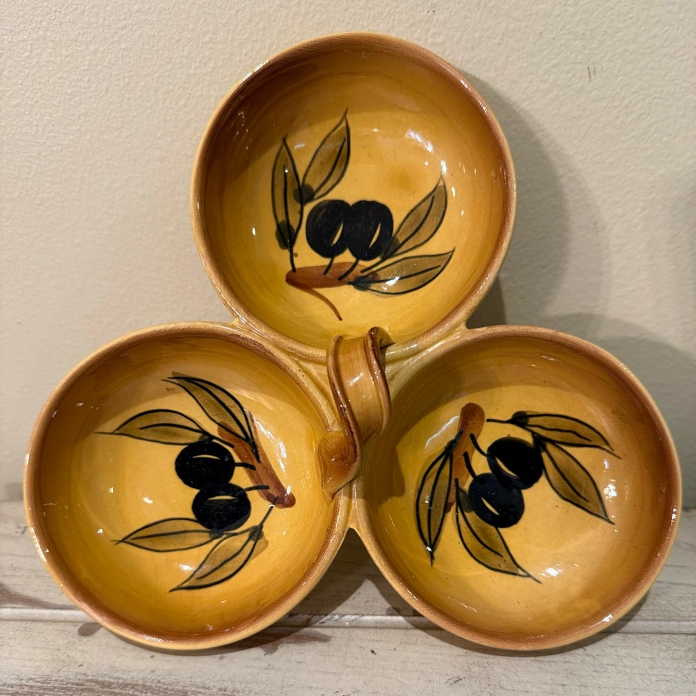 Hors d’oeuvres / Relish Dish ~ Olive EUC